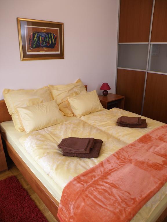 Prestige Apartman Загреб Екстер'єр фото
