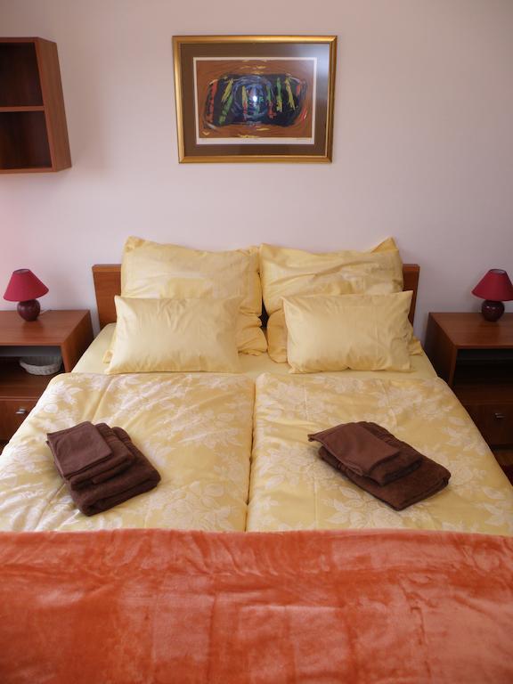 Prestige Apartman Загреб Екстер'єр фото