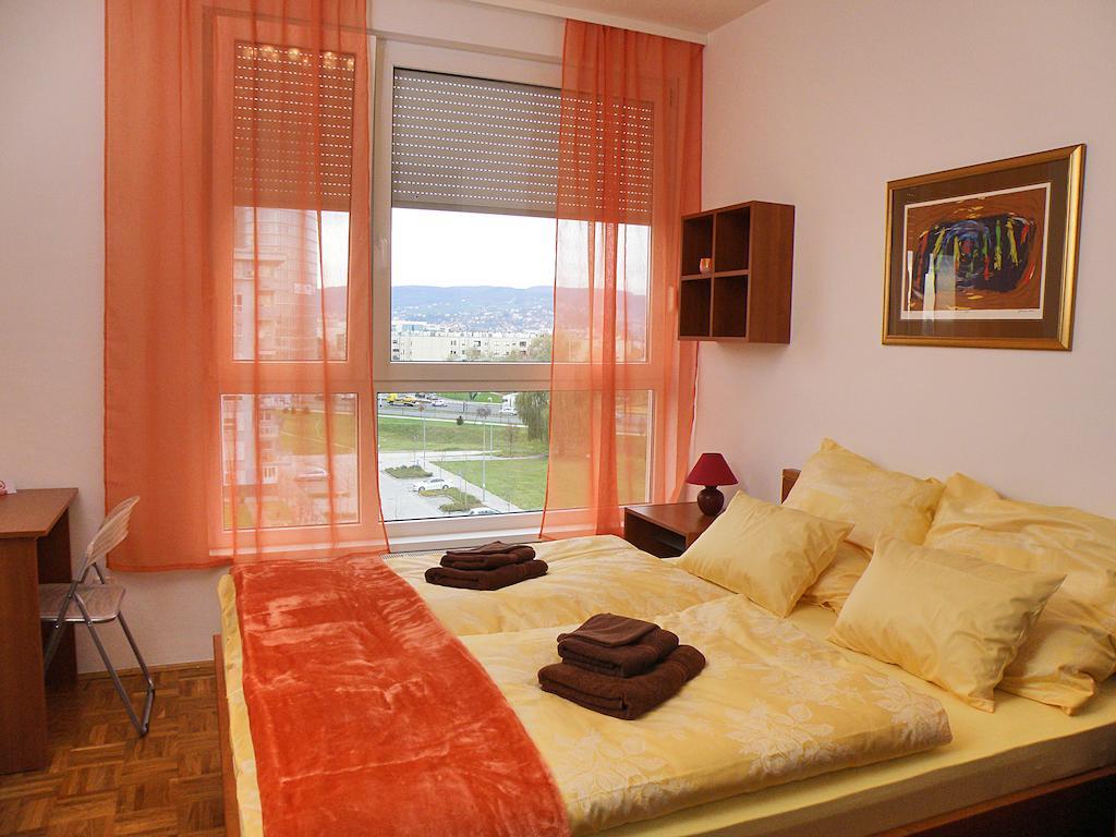 Prestige Apartman Загреб Екстер'єр фото
